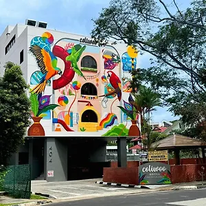 Hotel Coliwoo Pasir Panjang - Coliving ***