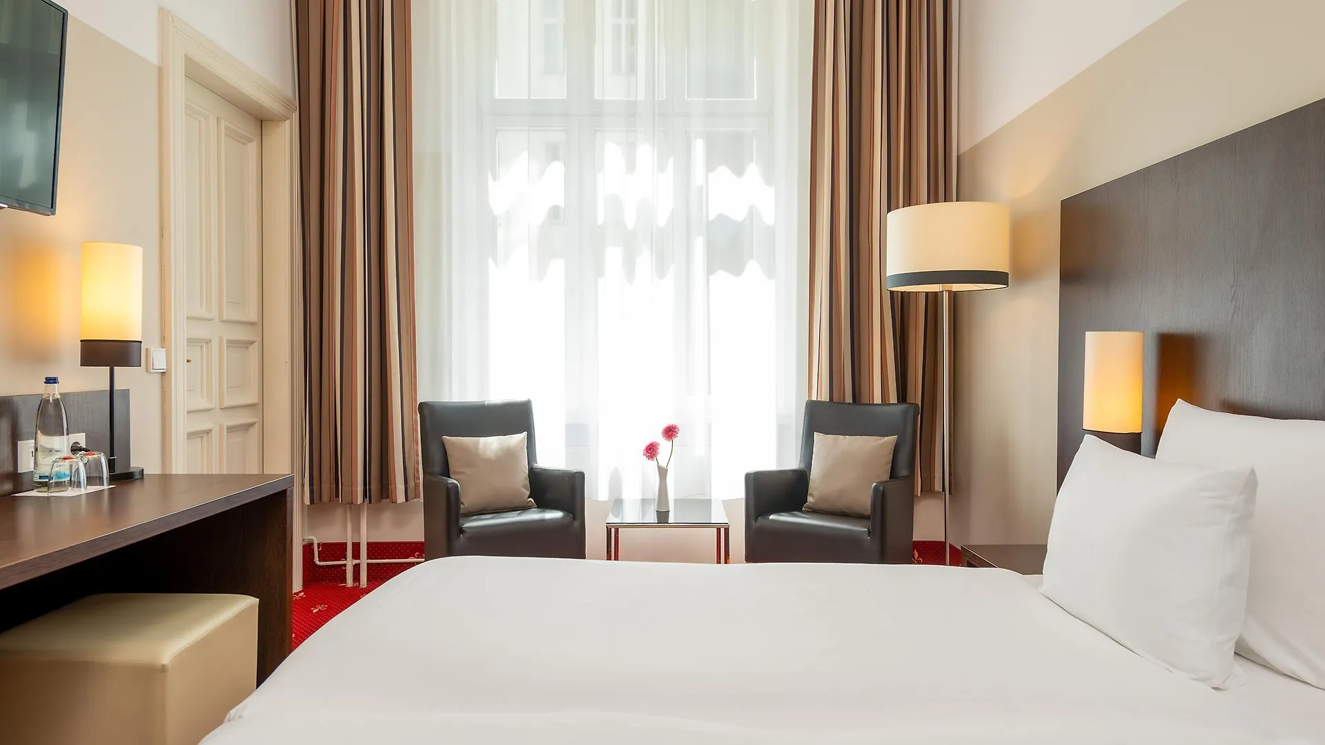 Leonardo Hotel Berlin Ku'Damm 4*,